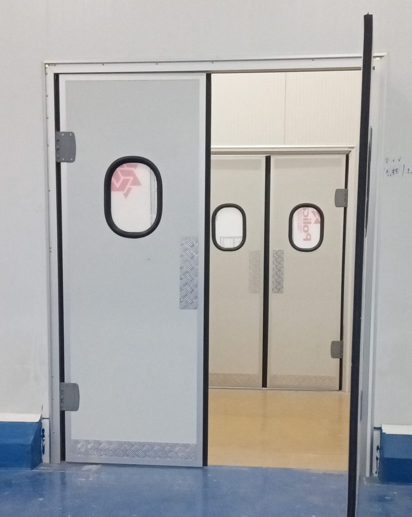 porte va et vient en polyurethane semi isotherme